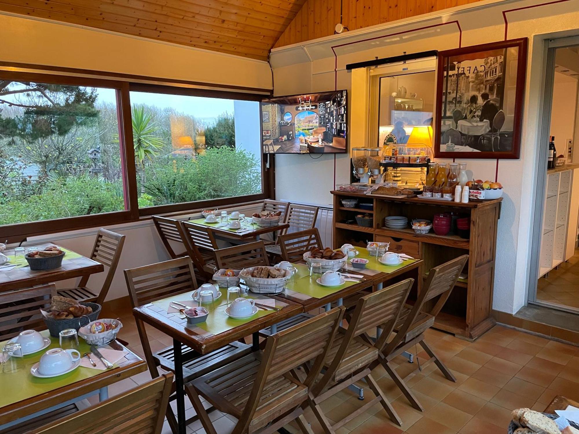 Hotel Aux Tamaris Sauzon Buitenkant foto