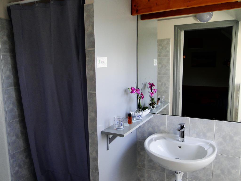 Hotel Aux Tamaris Sauzon Kamer foto